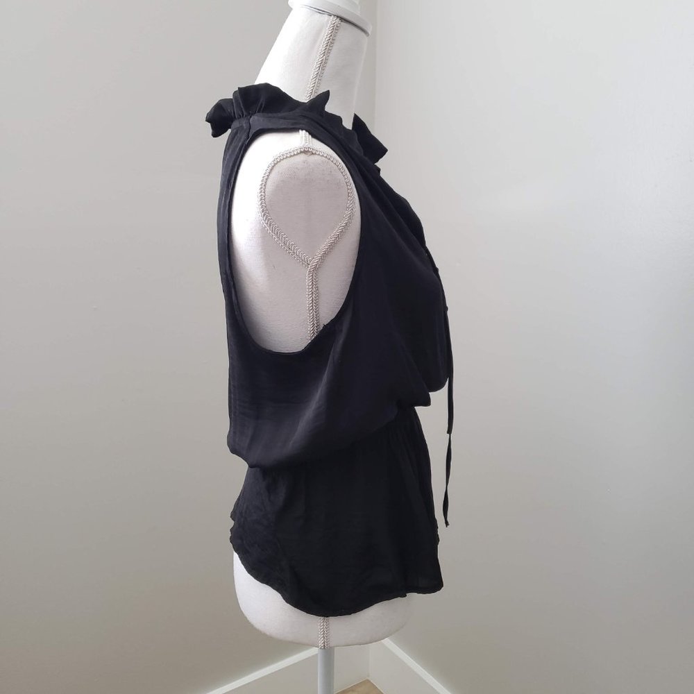 Romeo & Juliet Couture Sleeveless Frill Blouse Black Size Small - Picture 4 of 10